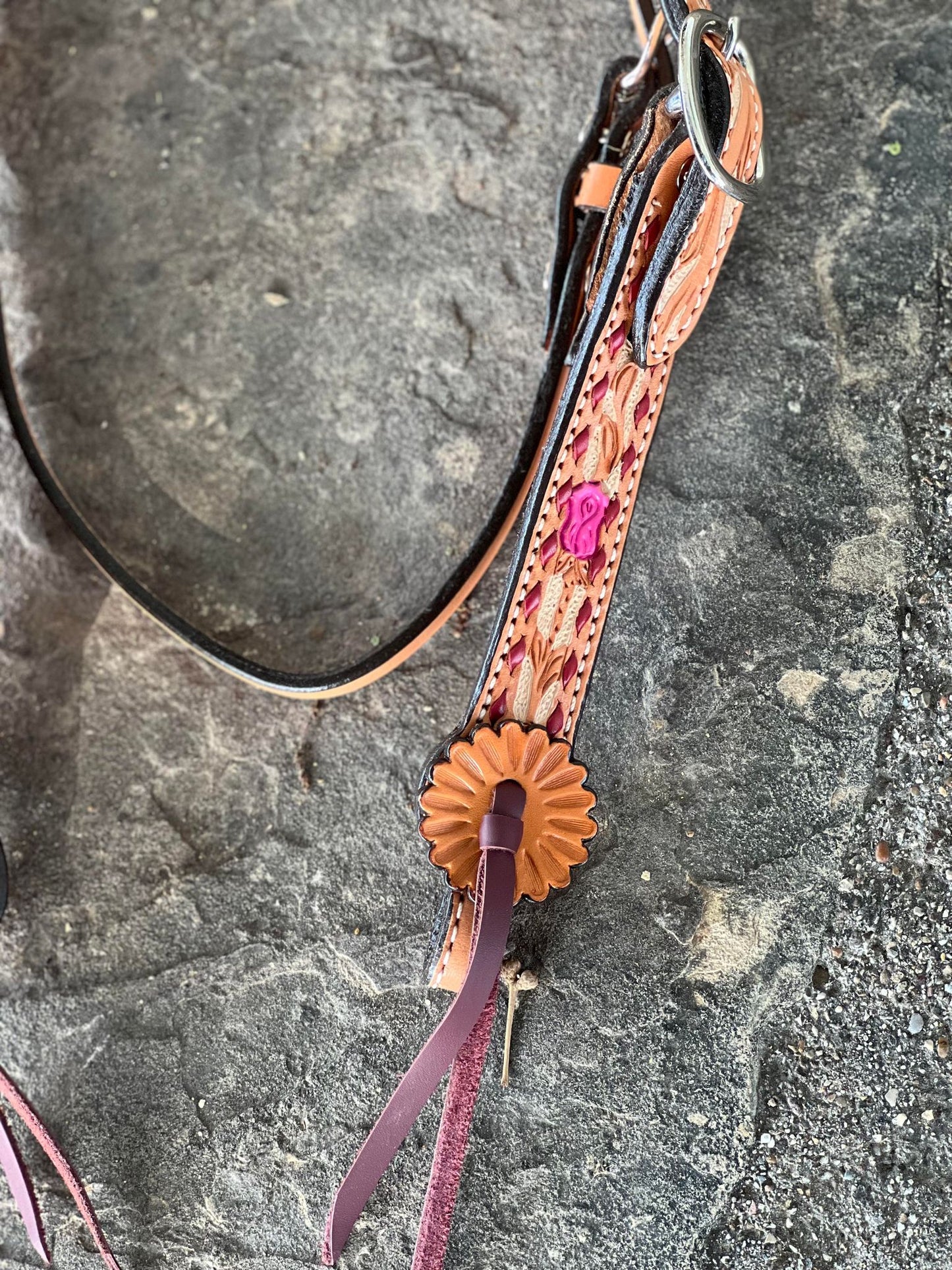Alamo Saddlery 1-1/2" Contour Browband Headstall | Cheetah Rose, Golden Leather & Hand Floral Tooling