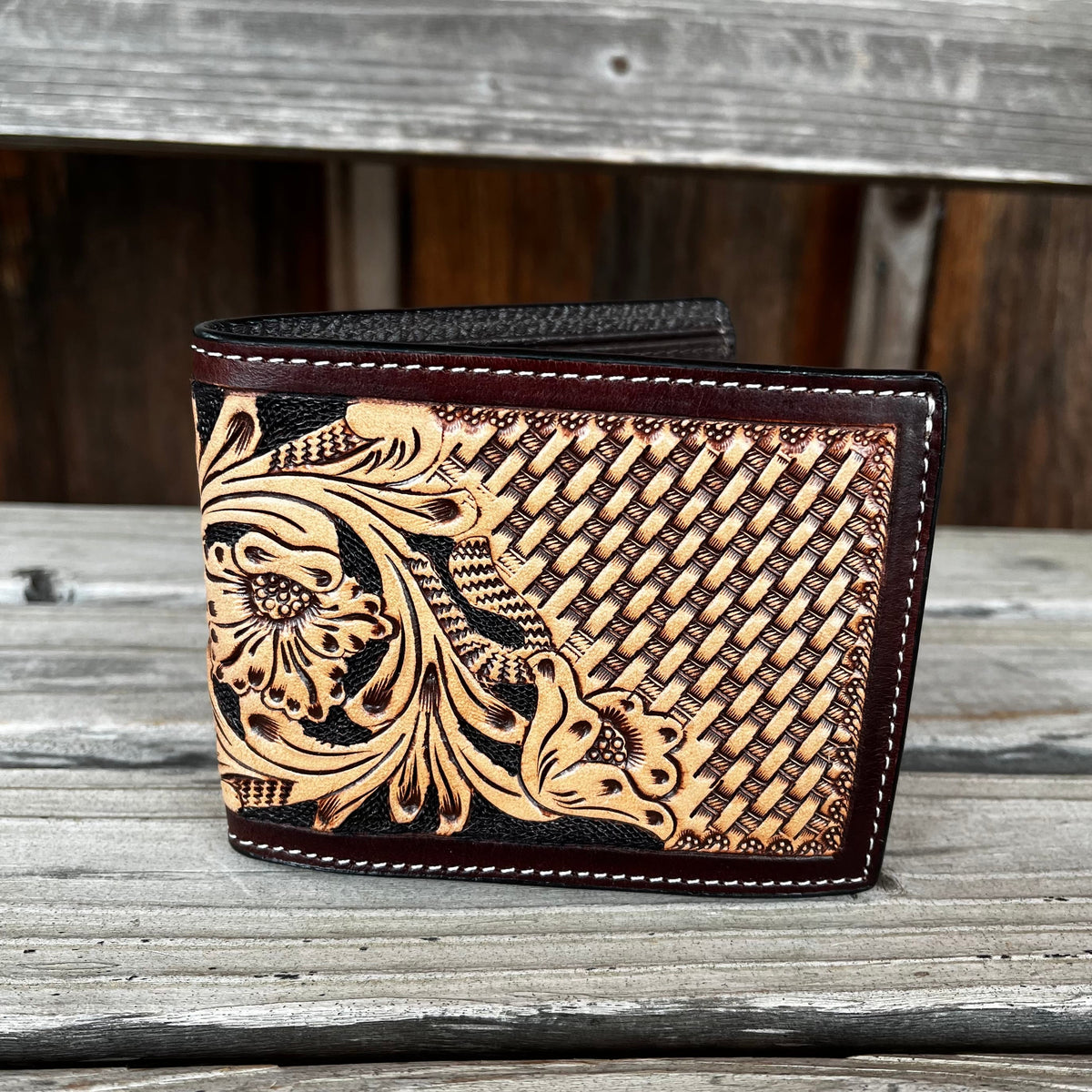 Floral Checkered Bi-Fold | 3D