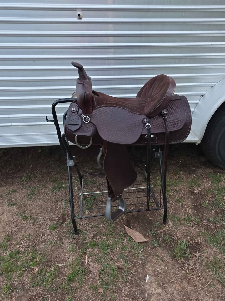 American Saddlery Custom Western Saddle – 16" Seat, FQHB (Used)